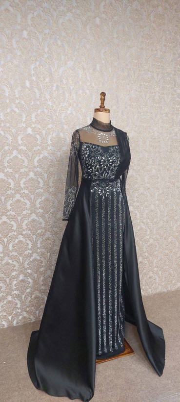 ماکسی مجلسی مدل مژگان بینظیر وخاص فولکش وفولسنگ با دنباله ساتن
